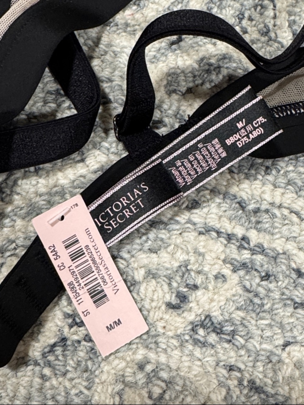 Victoria’s Secret - Black Mesh-Panel Wireless Bra - Picture 3 of 5